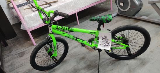 New freestyle 20" bike