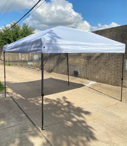 MASTERCANOPY 10’ x 10’ Portable Pop Up Canopy Tent, White