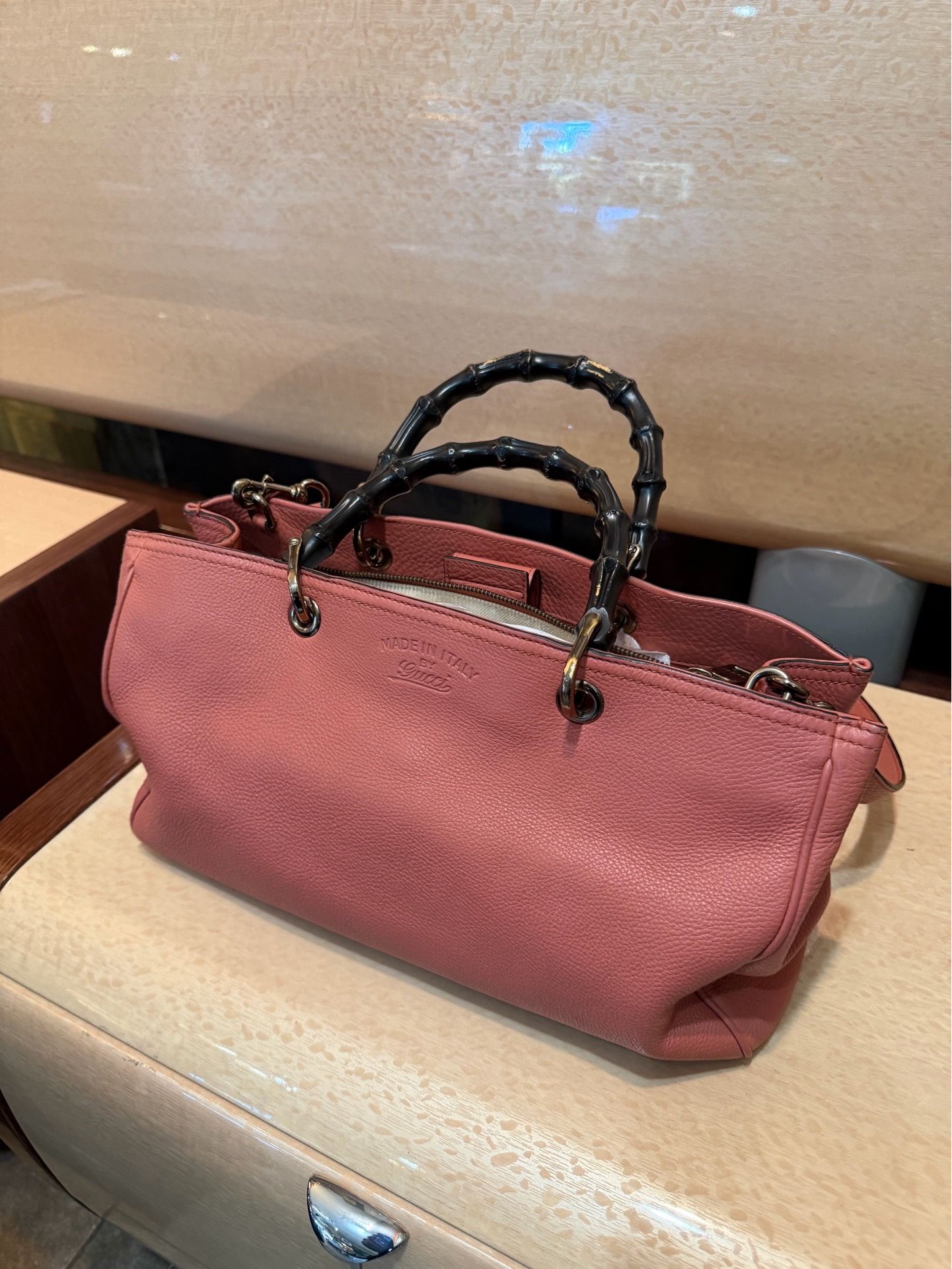 Gucci, leather ladies, beautiful handbag