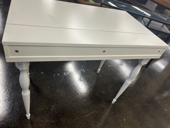Elegant White Flip-Top Computer Desk w/ Spindle Legs