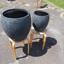 Smokey Gray Planter Set