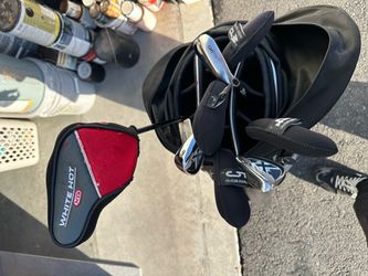 Golf Club Set with Bag and Headcovers