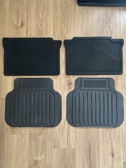 Jeep Commander Floor Mats & Cargo Net