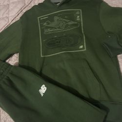 New. Balance Size 12