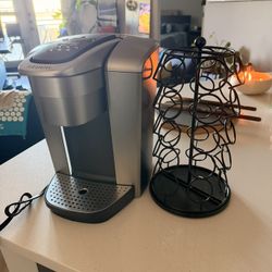 Keurig K-Elite for sale with K-cup display included