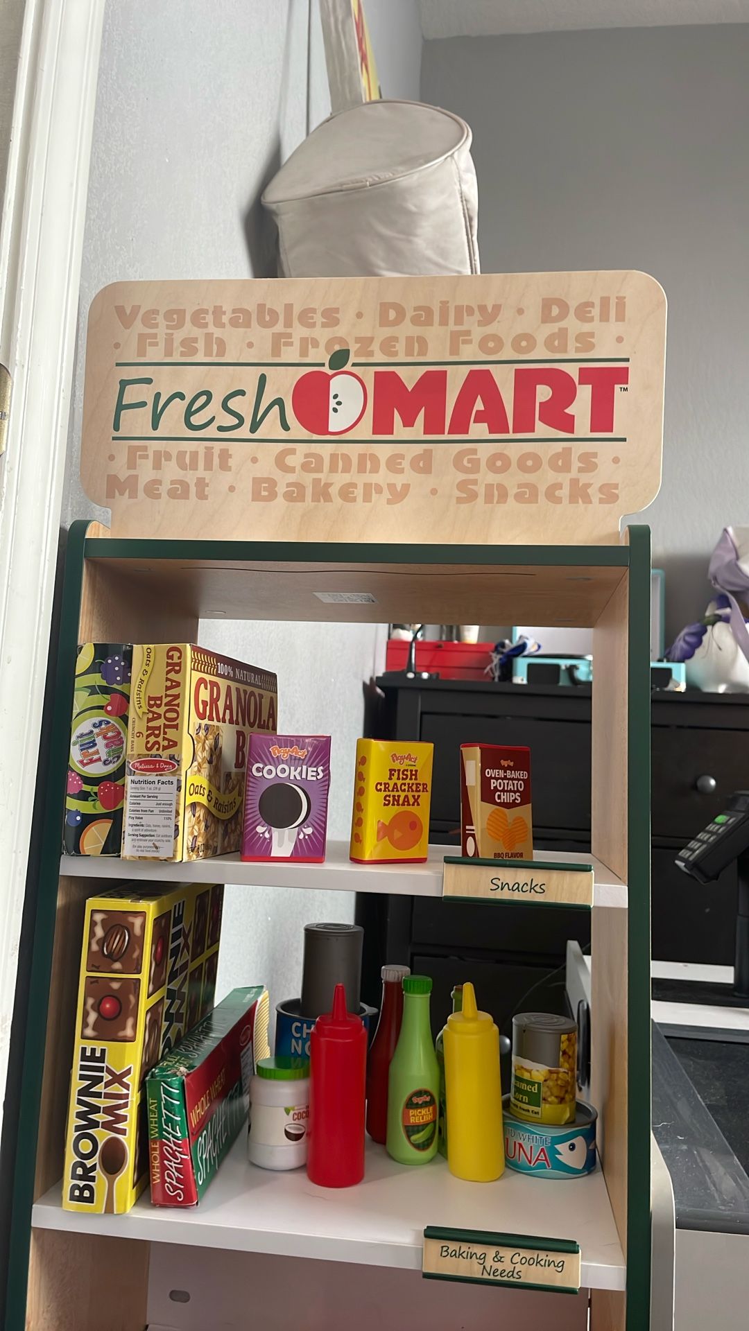 Selling Melissa And Doug Fresh Mart