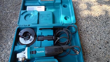 Makita grinder GA4030