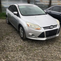 Front Parts 12 And Up Ford Focus $1000