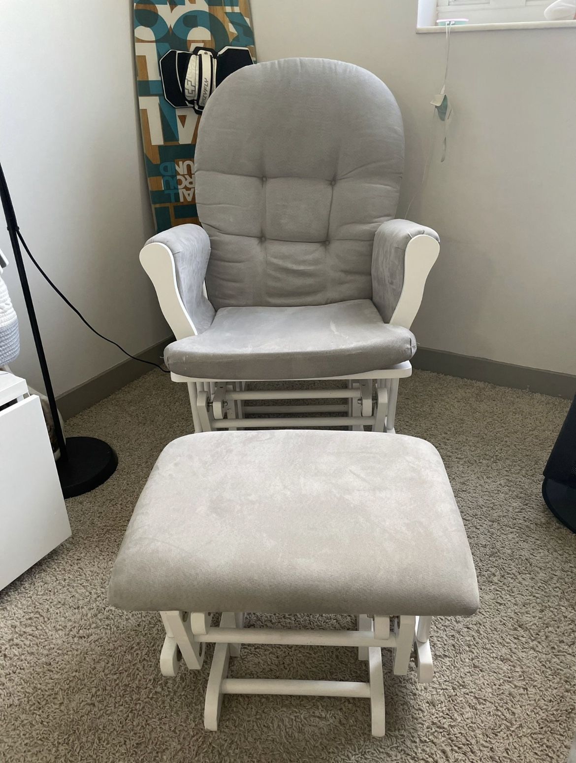 Rocking Chair With Ottoman 