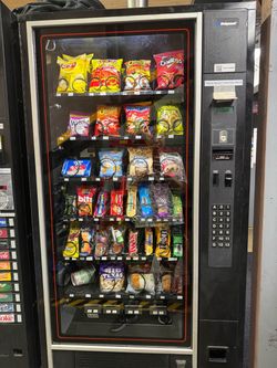 Polyvend Snack Vending Machine For Sale