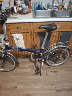 DaHon  speed bike  has 20inch tires