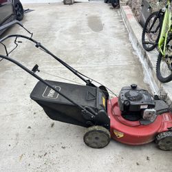 22 in. (56cm) Recycler® : Self-Propel Gas Lawn Mower