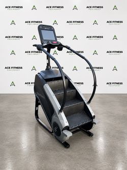 StairMaster 8G Gauntlet Stepmill w/ Touchscreen – Commercial Grade