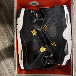 Jordan 4 Royalty 