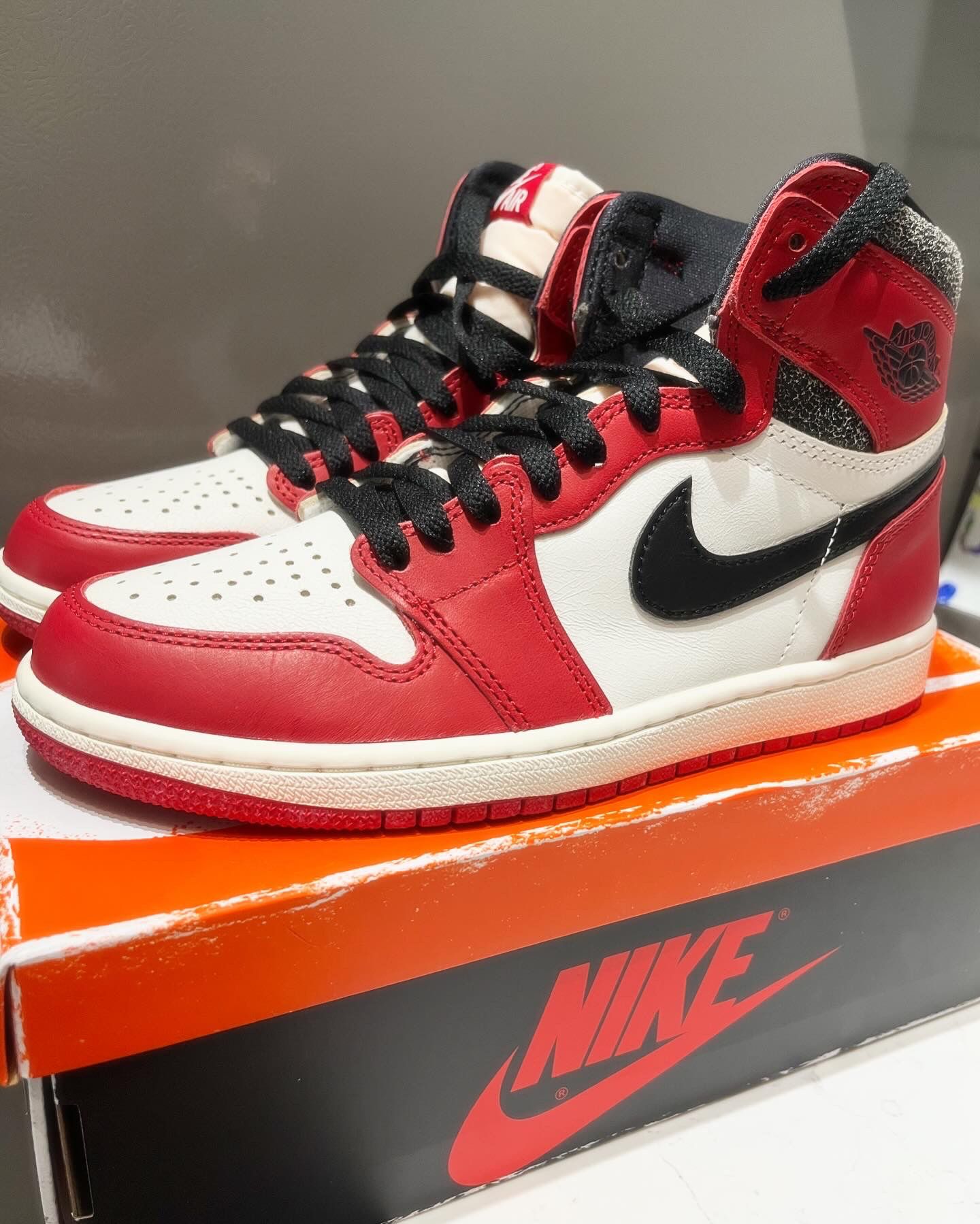 Jordan 1 Lost and found 