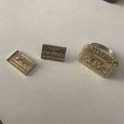 10k Gold Ring And Earrings Total Weight 10 Grams