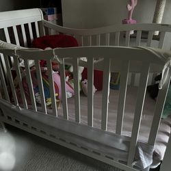 Dream On Me Crib/Toddler Bed