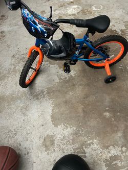 Hot Wheels Kids Bike