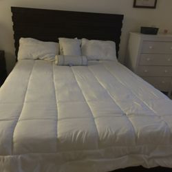 Bedroom Set With Nightstand And Mattress 