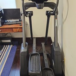 NorticTrack X16 Elliptical (2025 Model)