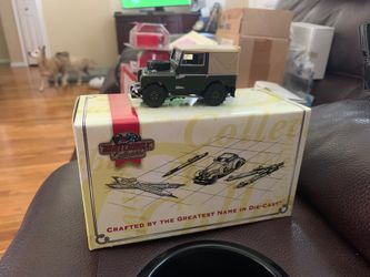 1948 Land Rover. Model car
