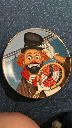Freddie the freeloader special edition plates