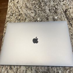 MacBook Pro 16”w/ Touch Bar