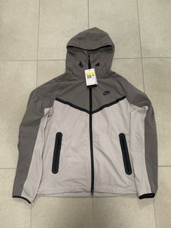 Nike Tech