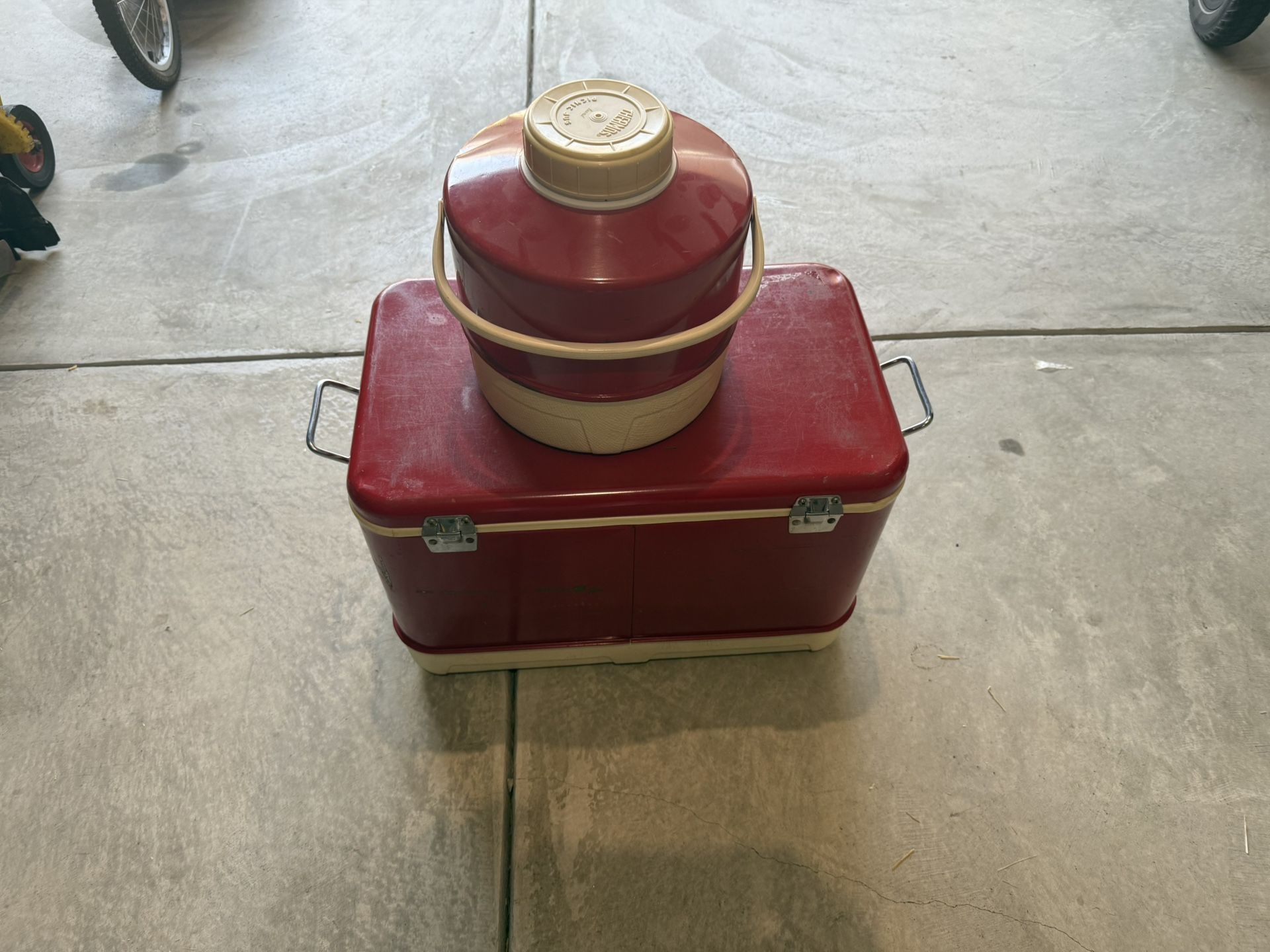 Vintage thermos ice chest and water jug matching set great shape $75 for the set