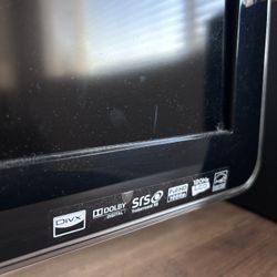 Philips 40 Tv With Chrome And Additional Speaker Included 