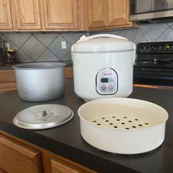 10-cup AROMA rice cooker & vegetable steamer