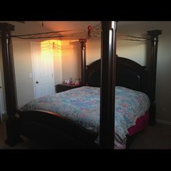 California King Bedroom Set