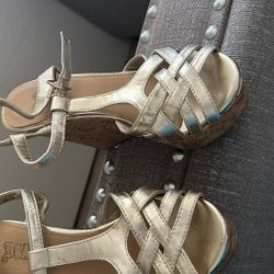 Size 6 Gold Wedge  20.00