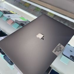 MacBook Pro 2017 16gbRam-512gb 