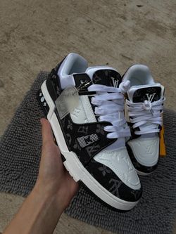 Lv Trainers