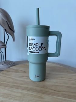 Simple Modern Trek 24 oz Tumbler