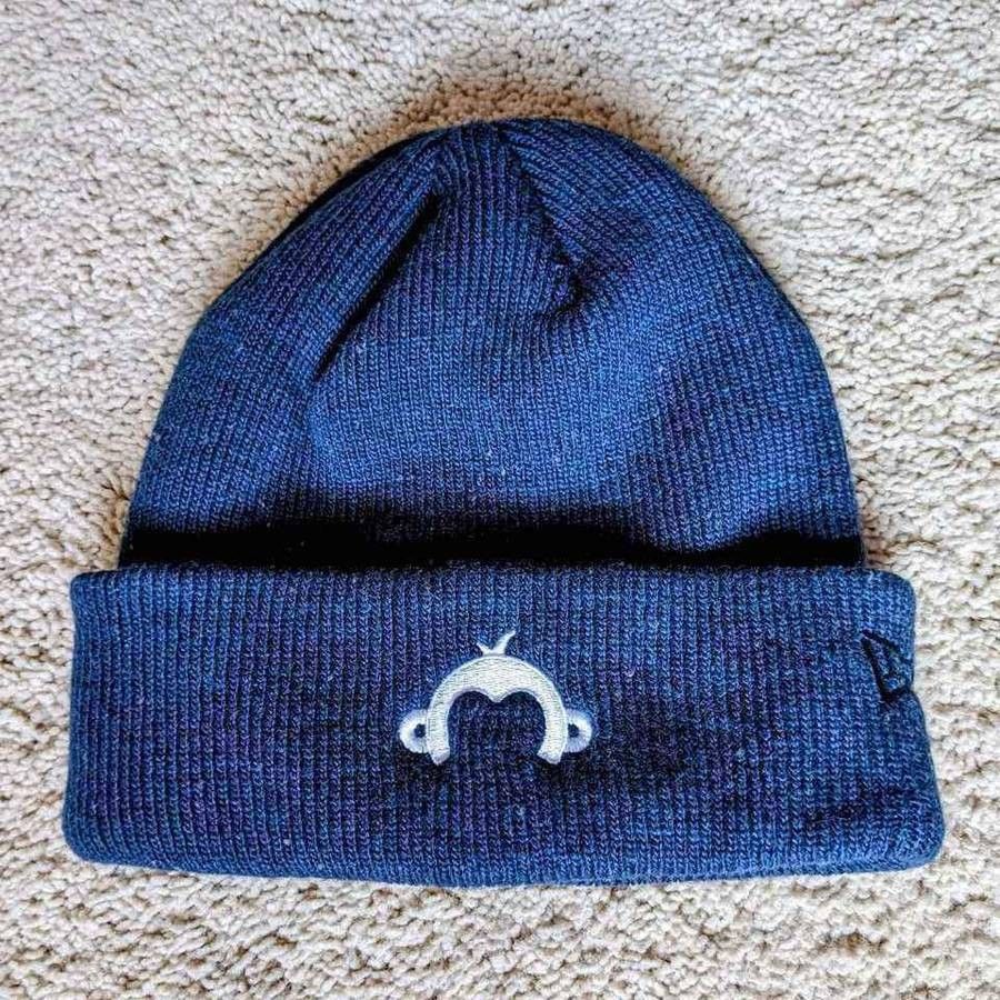 NEW Survey Monkey logo branded New Era dark blue knit cuff beanie warm winter knitted cuffed hat