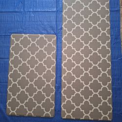 COMFORT MATS. NEW. 2 Mats for $15