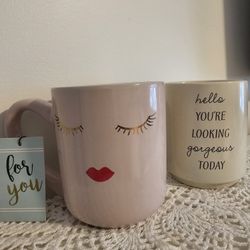 $10.00 - (2) NEW "Hello, Gorgeous" Coffee/Tea Mugs!  Gold Accents/Ceramic/With Gift Tag! - Limited Time Offer!