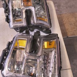 2015-2017 FORD F-150 HEADLIGHTS 