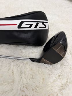 Left Handed Titleist GT3 Driver 9.0° Mitsubishi MMT Regular Flex w/ Headcover