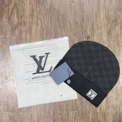  Men’s Black Designer Beanie 🖤