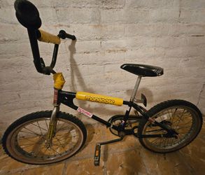 1979 Mongoose Motomag