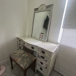 Bedroom set 