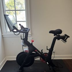 Peloton bike 