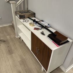 Brown/white, TV Stand