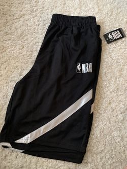 Basketball shorts size xl