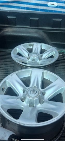 Nissan hardbody Rims 17”