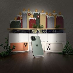 iPhone 13 Pro Max Unlocked 256GB Green - Refurbished