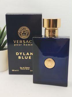 Versace
 
Dylan Blue Eau de Toilette

3.4 fl 